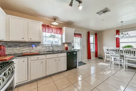 8319 White Pine Lane Baytown TX 77523