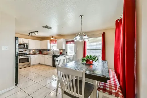8319 White Pine Lane Baytown TX 77523