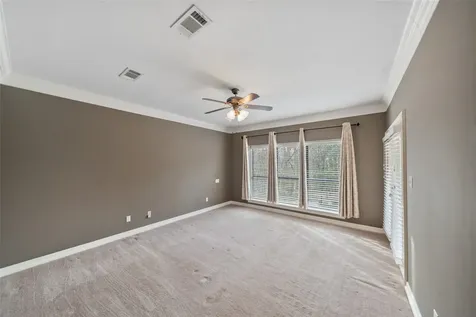6 Highland Hollow Drive Conroe TX 77304