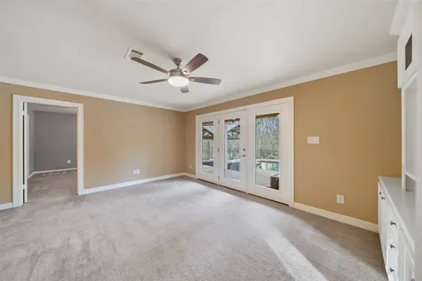 6 Highland Hollow Drive Conroe TX 77304