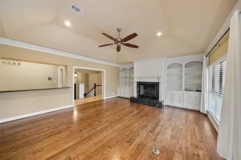 6 Highland Hollow Drive Conroe TX 77304