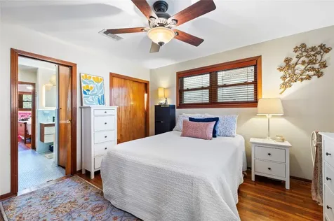 4526 Avenue S Galveston TX 77551