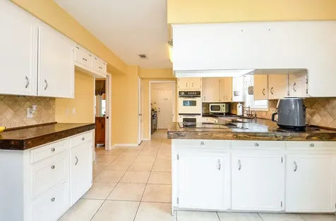 2106 Glenn Lakes Lane Missouri City TX 77459
