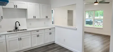 1001 S South Iowa Street La Porte TX 77571