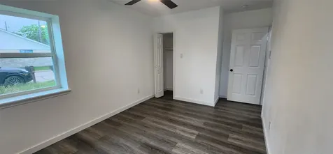 1001 S South Iowa Street La Porte TX 77571