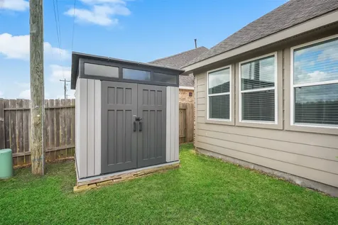234 Ashley Way Alvin TX 77511