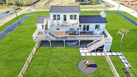3913 11 Mile Road Galveston TX 77554