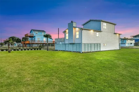 3913 11 Mile Road Galveston TX 77554