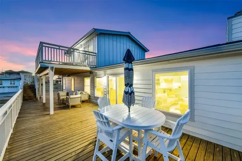 3913 11 Mile Road Galveston TX 77554