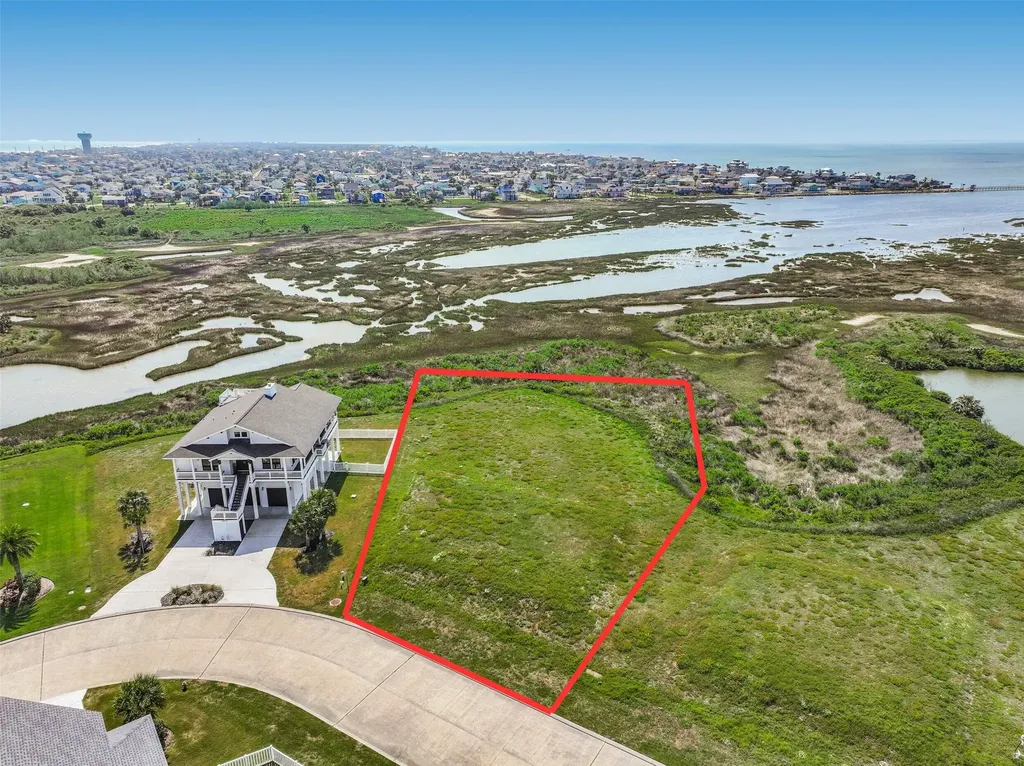 3906 Curlew Drive Galveston TX 77554