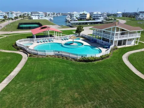 3906 Curlew Drive Galveston TX 77554