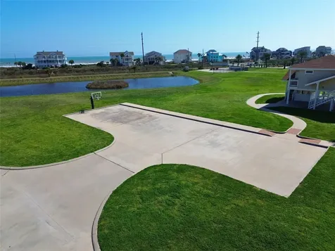 3906 Curlew Drive Galveston TX 77554