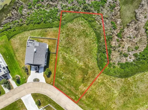 3906 Curlew Drive Galveston TX 77554