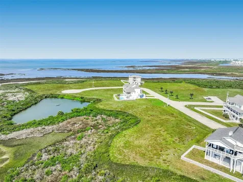 3906 Curlew Drive Galveston TX 77554