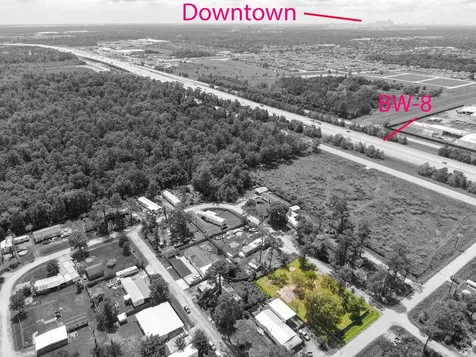 9414 Meadowvine Drive Houston TX 77044