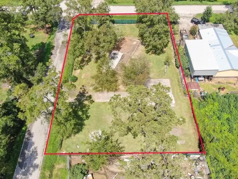 9414 Meadowvine Drive Houston TX 77044