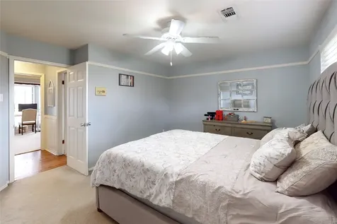 2106 S Memorial Court Pasadena TX 77502