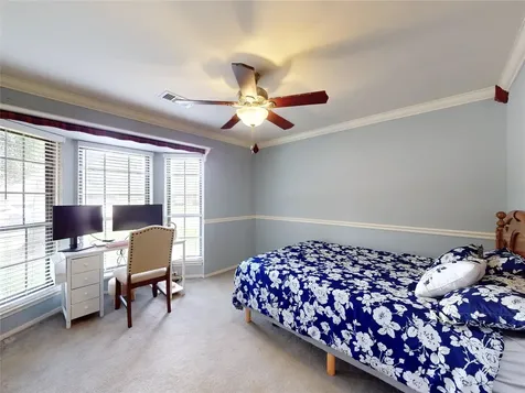 2106 S Memorial Court Pasadena TX 77502