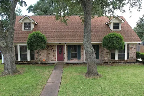 2106 S Memorial Court Pasadena TX 77502