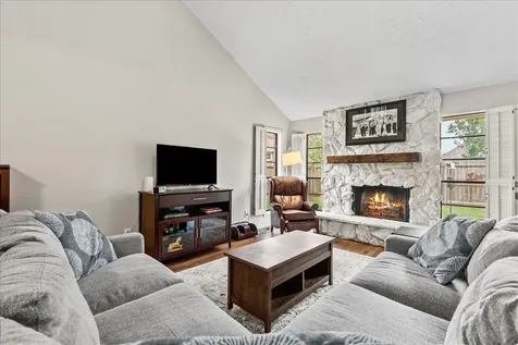 1118 Killarney Avenue Friendswood TX 77546