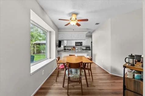 1118 Killarney Avenue Friendswood TX 77546