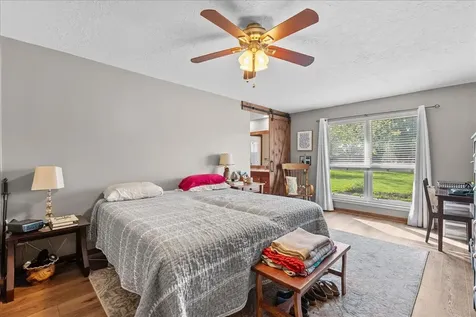 1118 Killarney Avenue Friendswood TX 77546