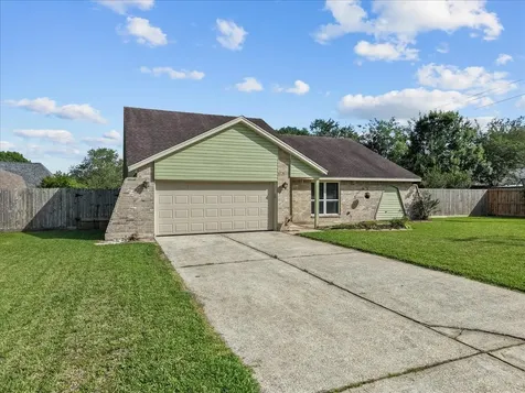 1118 Killarney Avenue Friendswood TX 77546