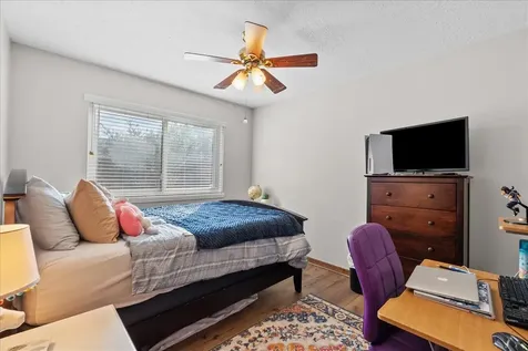 1118 Killarney Avenue Friendswood TX 77546