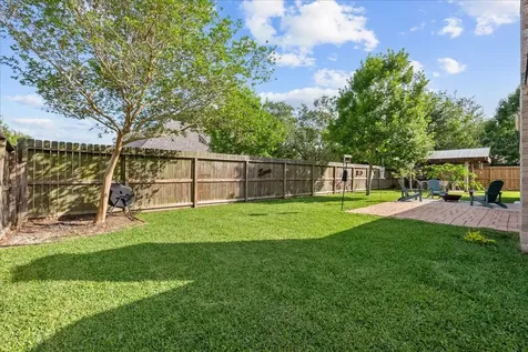 1118 Killarney Avenue Friendswood TX 77546