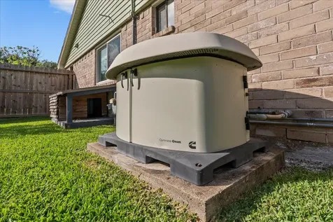 1118 Killarney Avenue Friendswood TX 77546