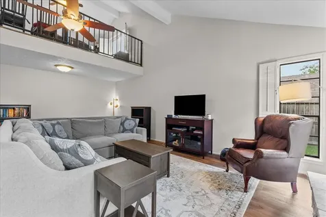 1118 Killarney Avenue Friendswood TX 77546