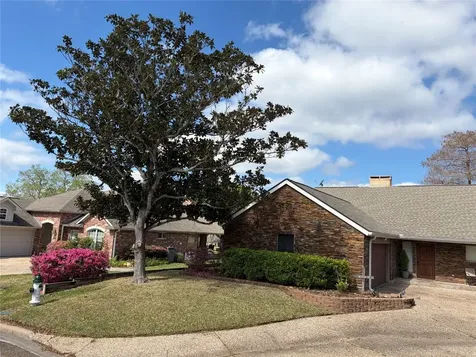 1122 Lakeside Drive Huntsville TX 77320