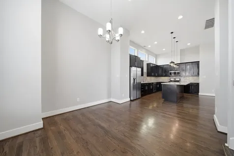 1814 Thompson Street Houston TX 77007