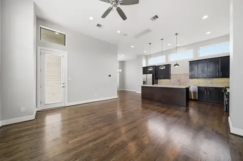 1814 Thompson Street Houston TX 77007