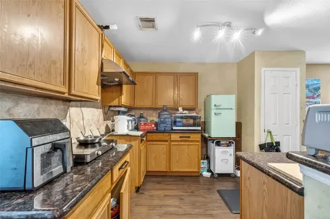 8523 Ashford Green Lane Houston TX 77072