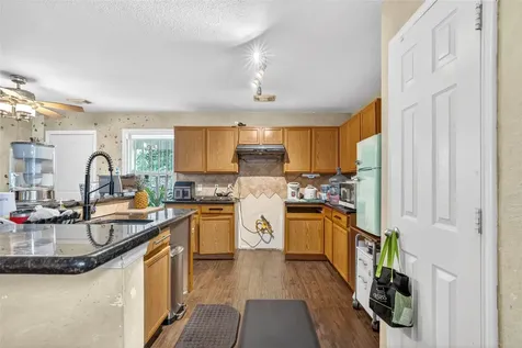 8523 Ashford Green Lane Houston TX 77072