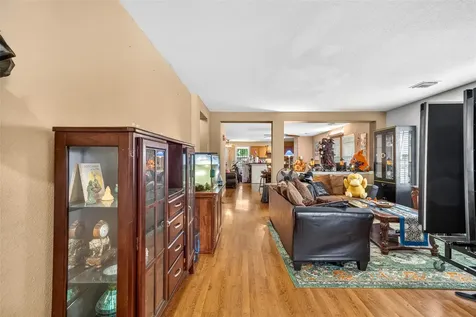 8523 Ashford Green Lane Houston TX 77072