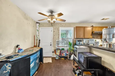8523 Ashford Green Lane Houston TX 77072