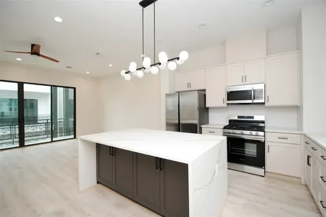 6310 Illinois Street A Houston TX 77021