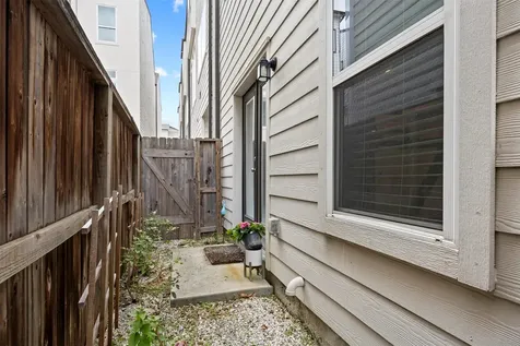 5528 Cornish Street E Houston TX 77007