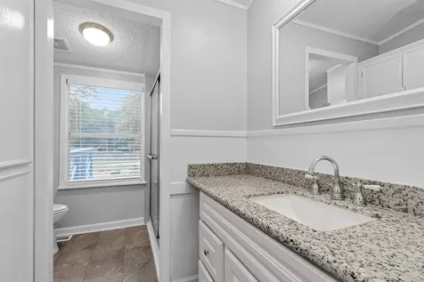 4621 Price Road Montgomery TX 77316