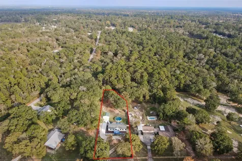 4621 Price Road Montgomery TX 77316