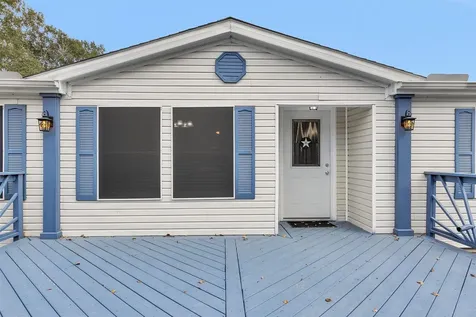 4621 Price Road Montgomery TX 77316