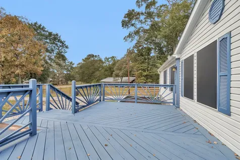 4621 Price Road Montgomery TX 77316