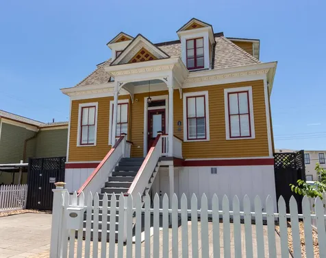 1905 Avenue M 1/2 Galveston TX 77550