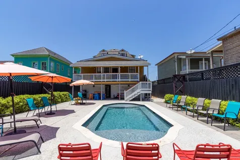 1905 Avenue M 1/2 Galveston TX 77550