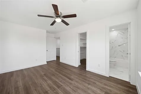 1056 North Ln A Houston TX 77088