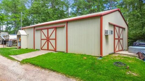 2620 Interstate 45 S New Waverly TX 77358