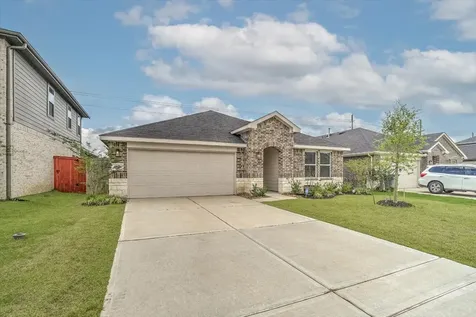 17718 Sommerset Falls Lane Crosby TX 77532