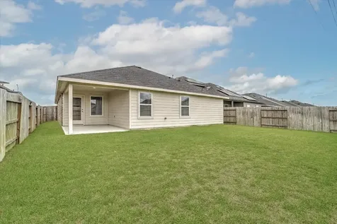 17718 Sommerset Falls Lane Crosby TX 77532
